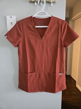 FIGS V-Neck Scrub Top in Terracotta